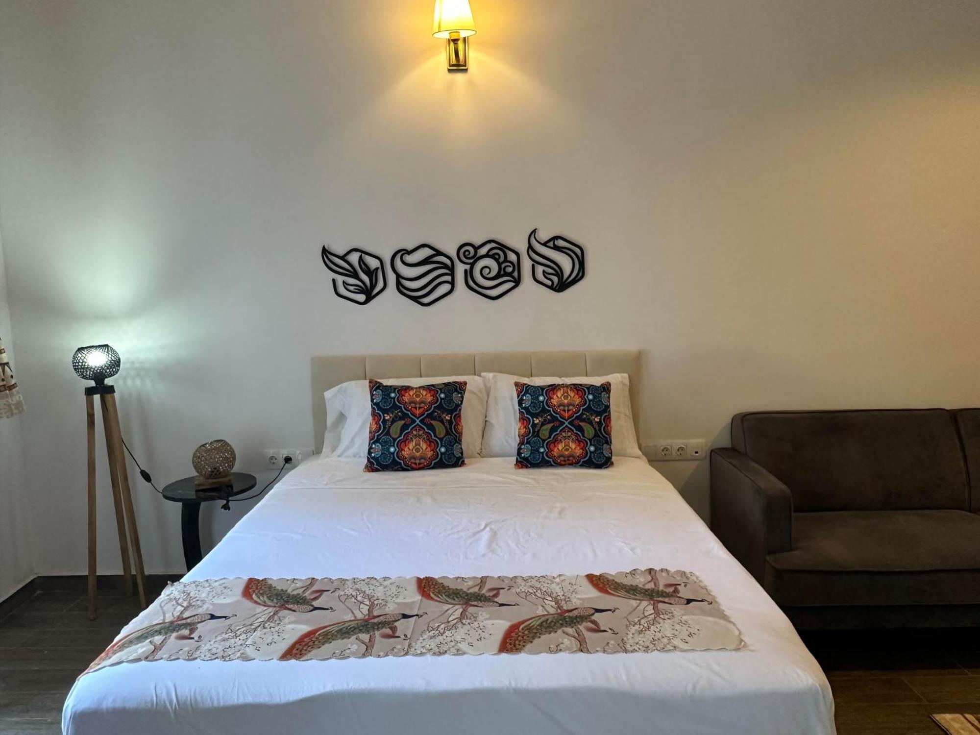 Vilador Beach Hotel Masnou Exterior photo